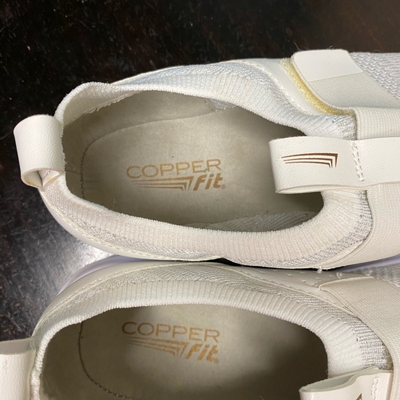 Copper Fit comfort sneakers EUC sz 7 - Picture 6 of 8